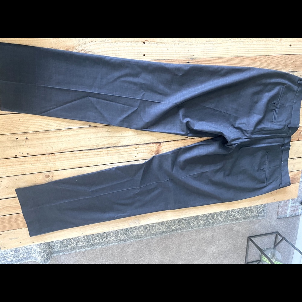 Men’s Express “photographer” style dress pants